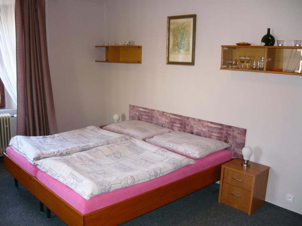 Kotrba Privat Hotel Telč Cameră foto